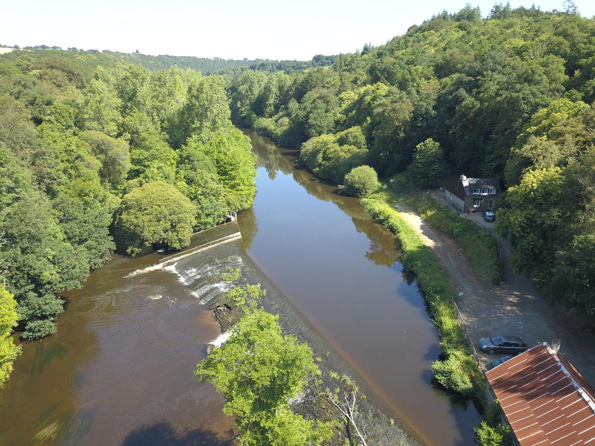 Cléden-Poher Domaine De Pratuloヴィラ エクステリア 写真